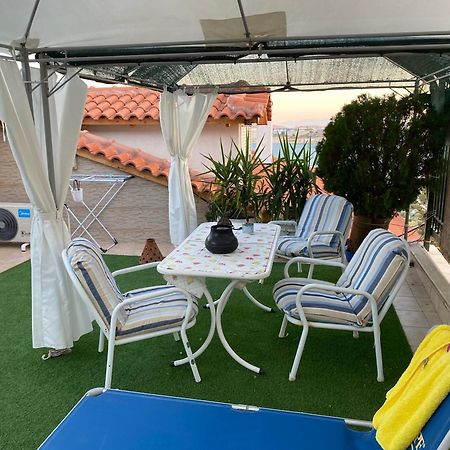 Siga Siga Apartment Мегара Экстерьер фото