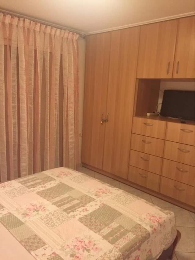 Siga Siga Apartment Мегара Экстерьер фото