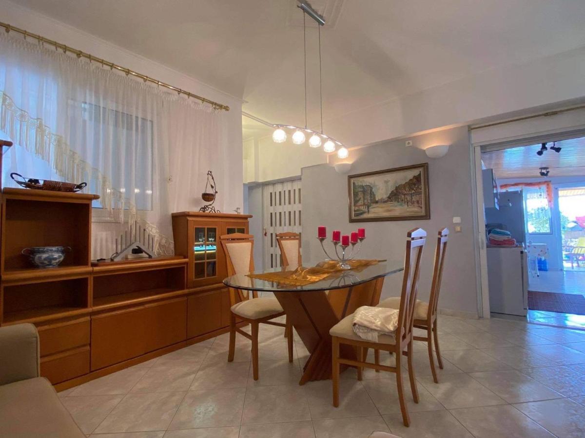 Siga Siga Apartment Мегара Экстерьер фото