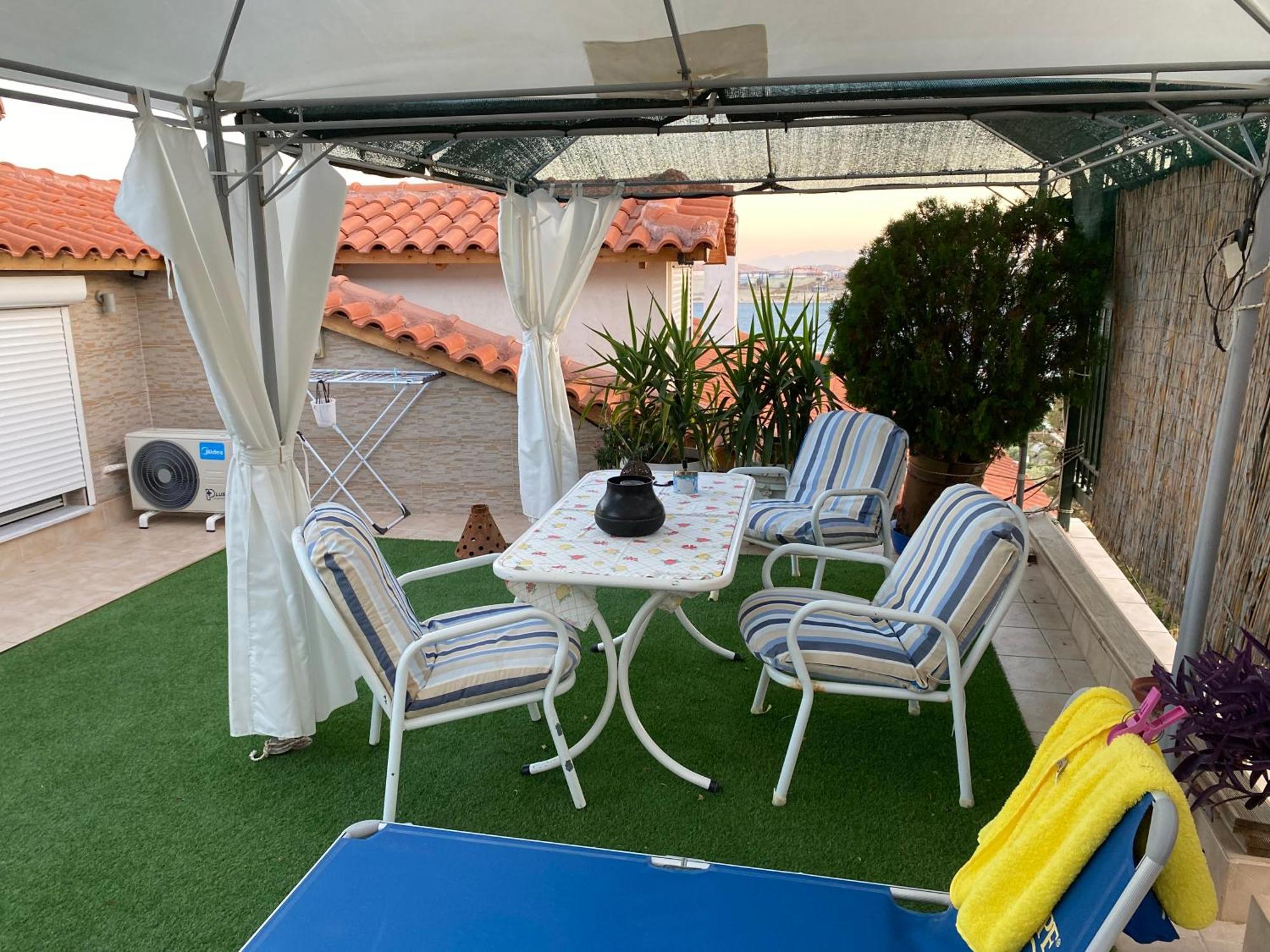 Siga Siga Apartment Мегара Экстерьер фото
