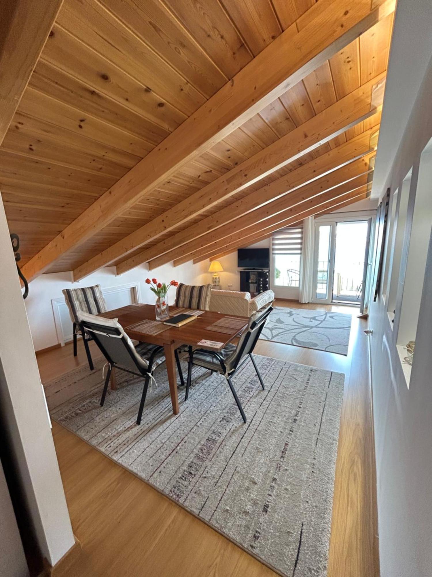 Siga Siga Apartment Мегара Экстерьер фото